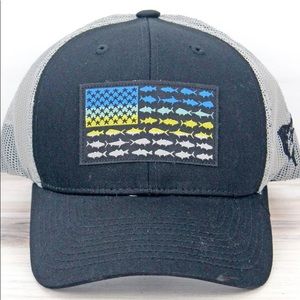 BLACK AND LIGHT GRAY USA FISH FLAG MESH HAT
